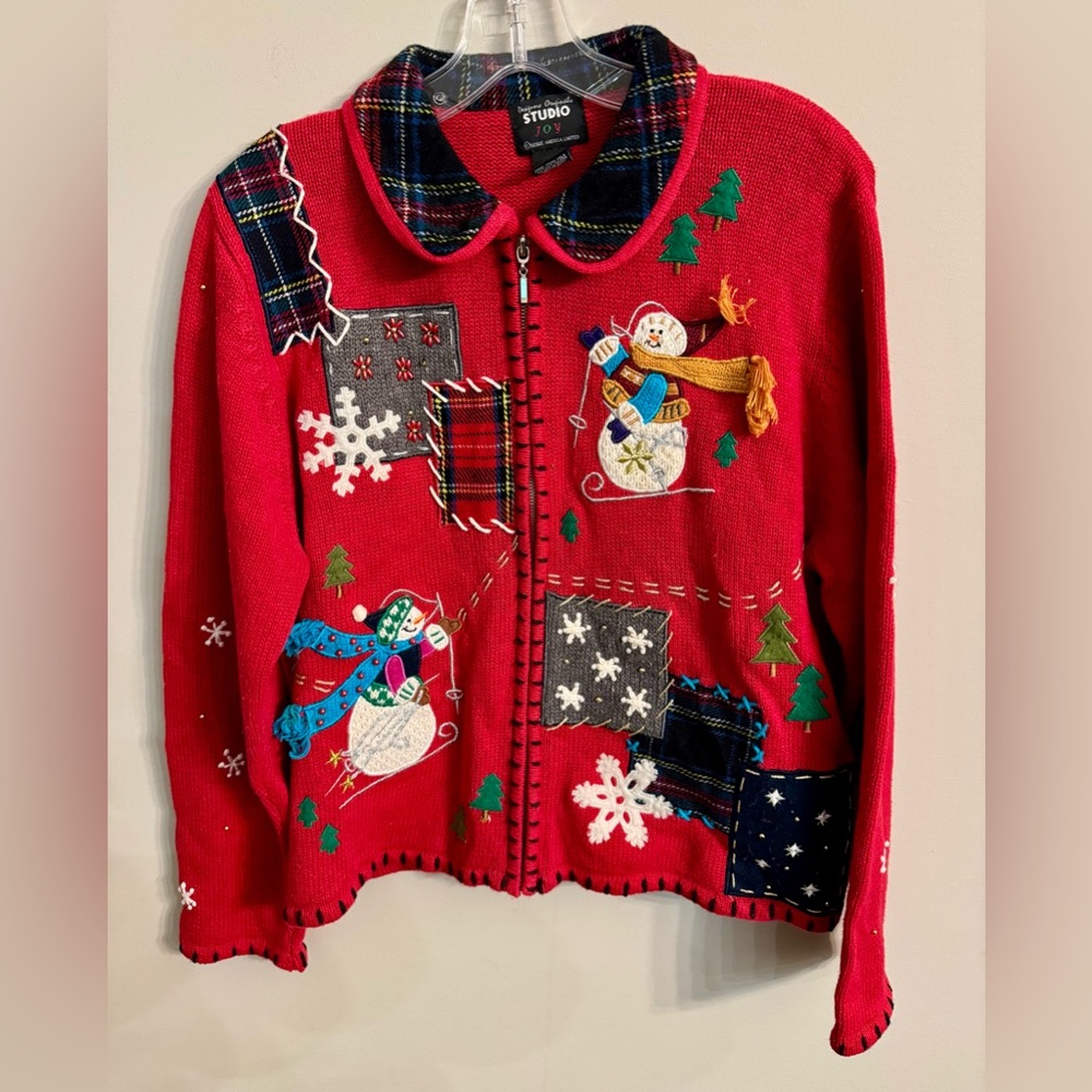 Studio Joy Red‎ Women's Cardigan with Snowman Patchwork Embroidery